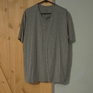Classic Gray Short Sleeve Henley for Men